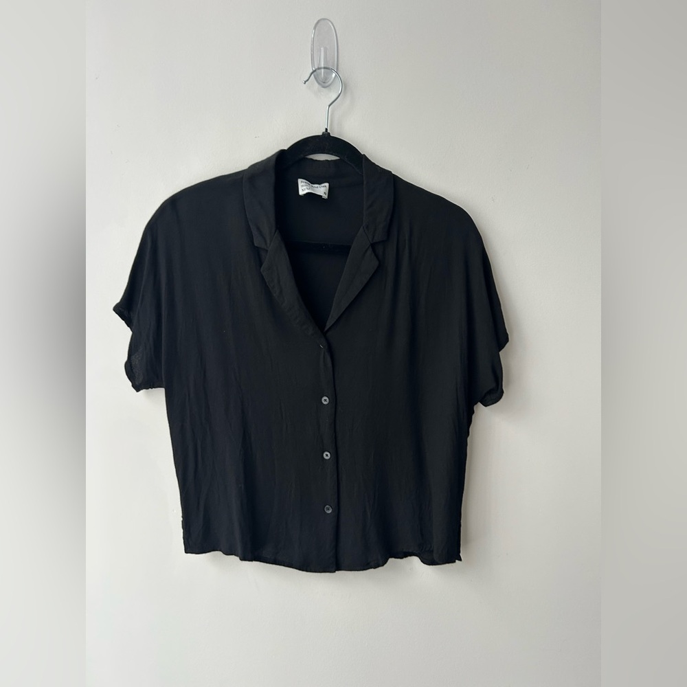 Frank & Oak Black Short-Sleeve Button-Down Blouse